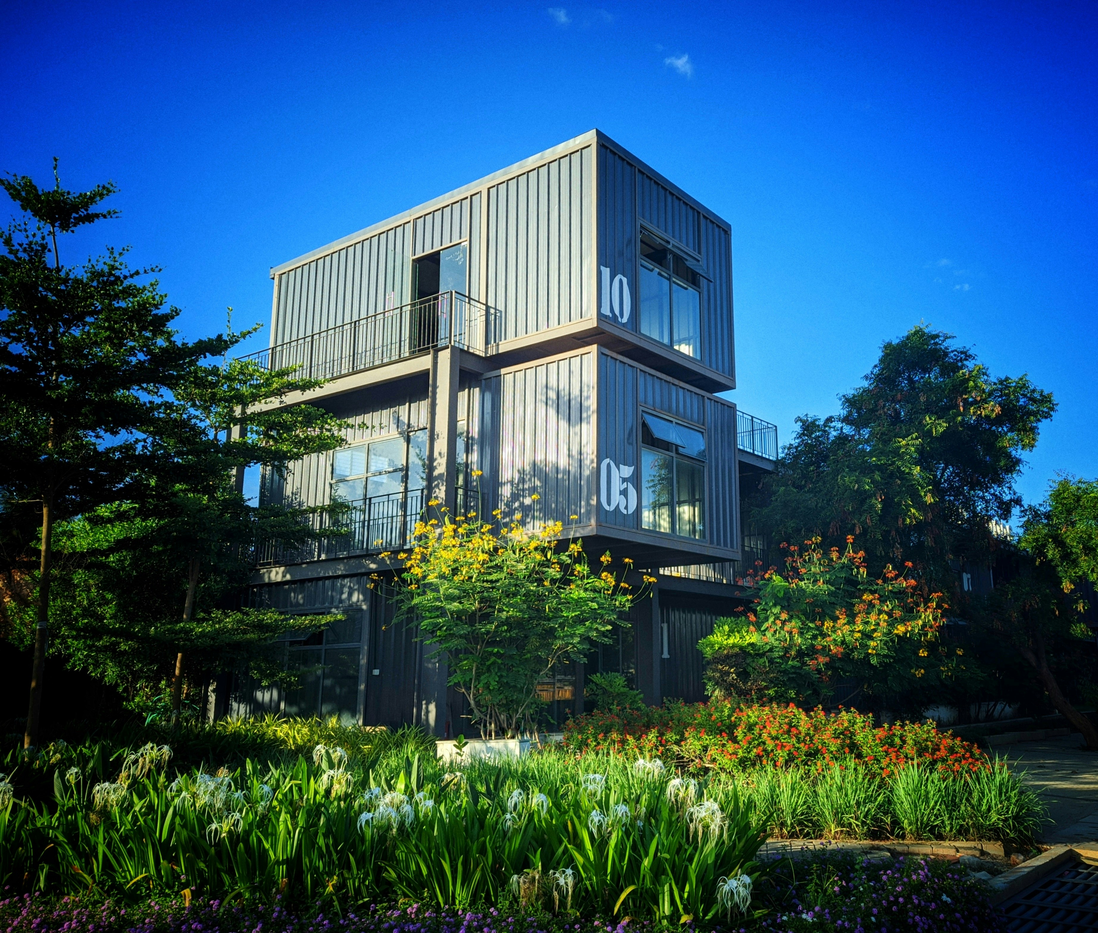 Loft Green